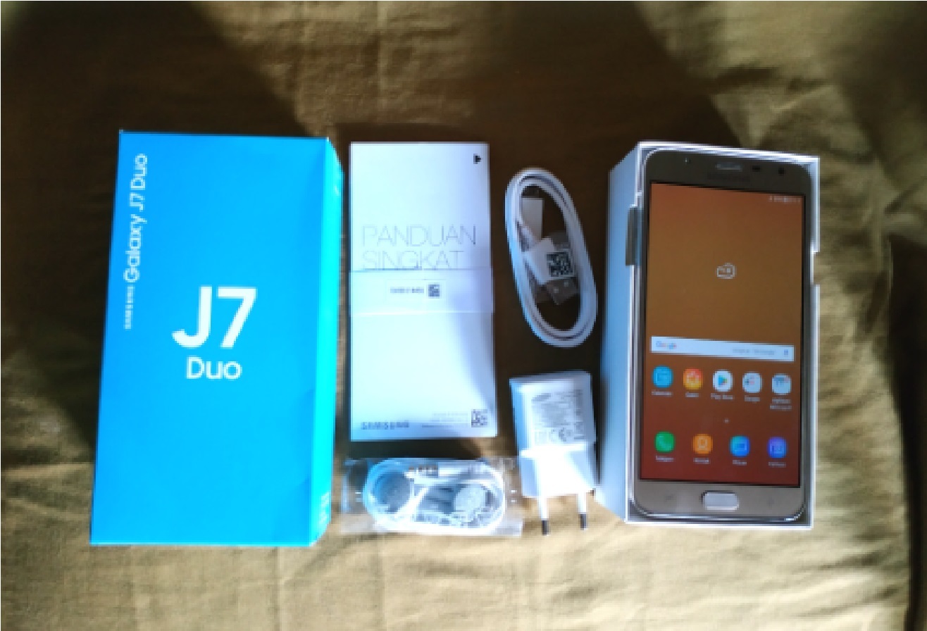 Samsung Galaxy J7 Duo Unboxing 2 480