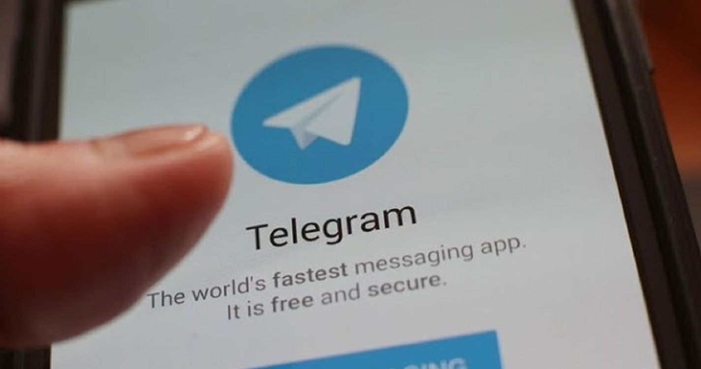 Cara Memberikan Komentar atau Balasan di Channel Telegram