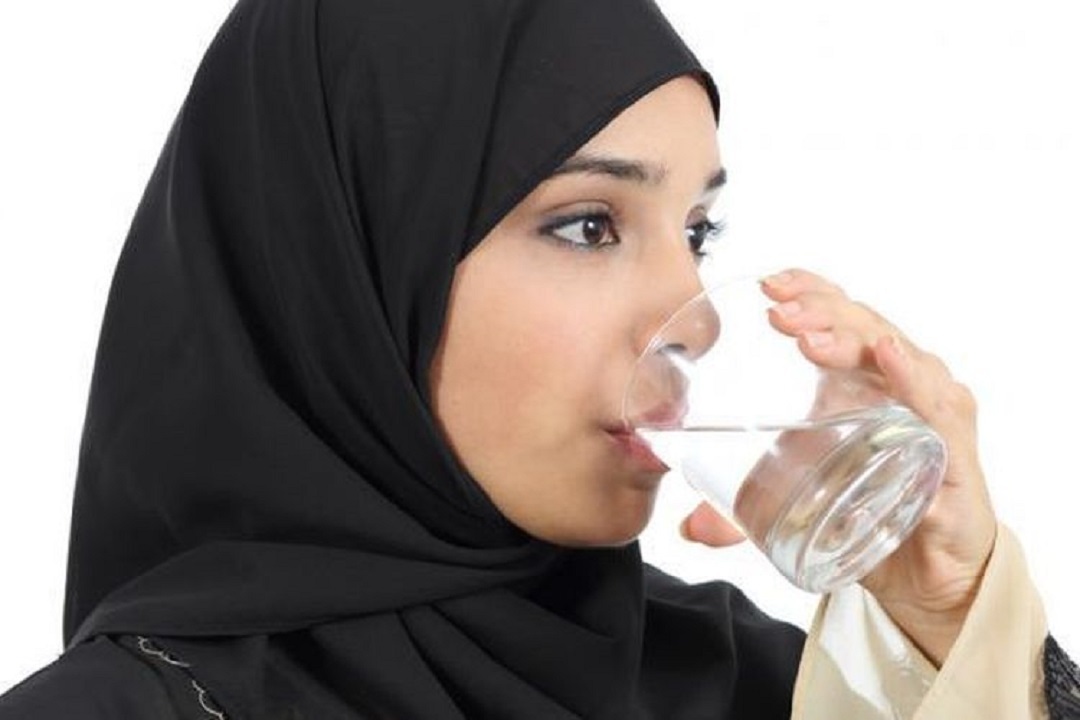 Meskipun Berpuasa Tetap Wajib Mengkonsumsi Air Putih 8 Gelas